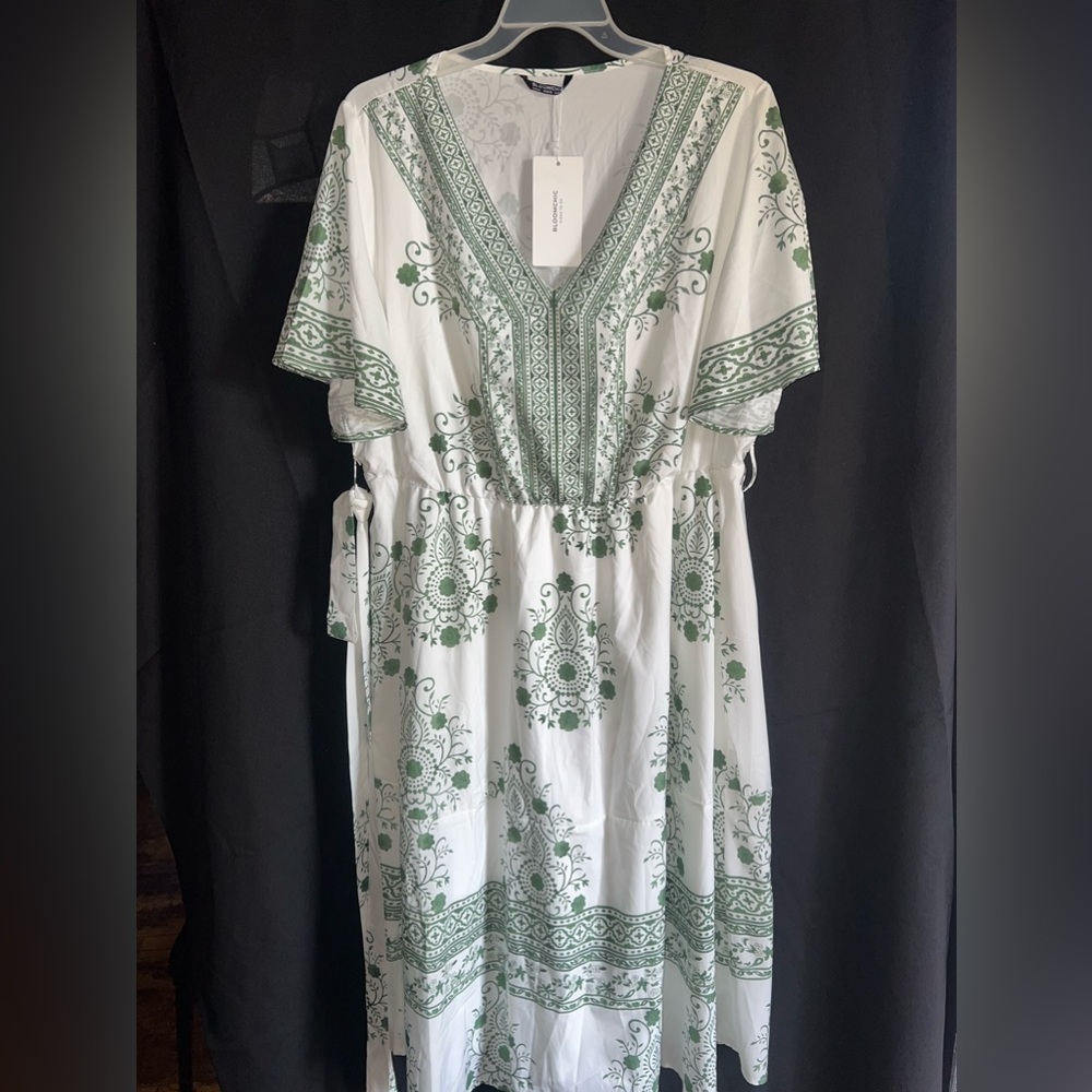 Bloomchic maxi floral dress!